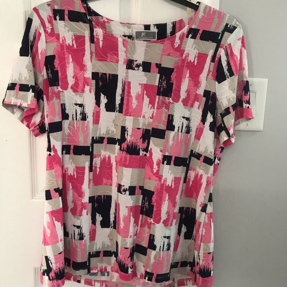 JM Collection Tops - JM collection stylish chic abstract print blouse
